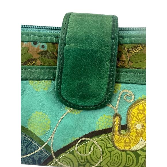 Vintage Womens Fossil Wallet Embroidered Leather Elephant FLAWS READ #5304 - Picture 5 of 15